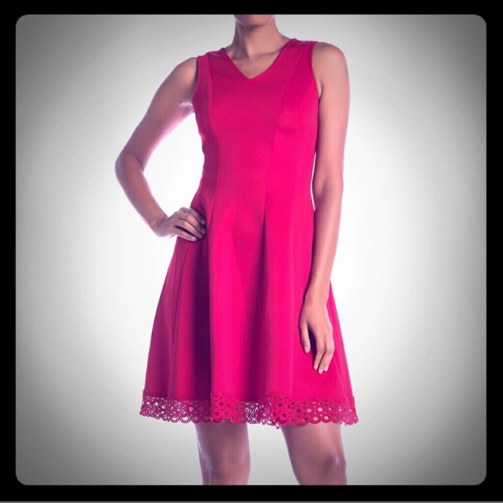 Donna Ricco Scalloped Lace Hem dress 14